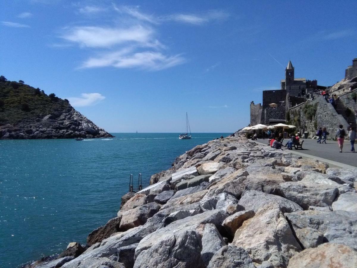Casa Bouganville La Spezia Luaran gambar